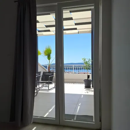 Carla Panorama * 希贝尼克